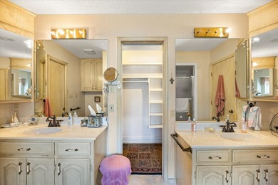 This stunning four-bedroom, three-bathroom home is a perfect - photo 19