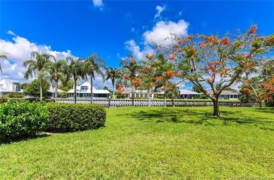Rare 3-bedroom, 2-bath 1st floor condo with almost 1600 square - photo 19