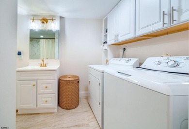 Welcome to 18 Empire Drive in the Bay Club Condominiums!