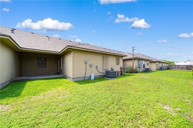 Welcome to McKinzie Townhomes #10, a beautifully maintained - photo 22