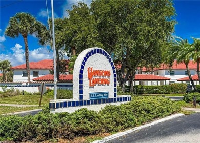 Rare 3-bedroom, 2-bath 1st floor condo with almost 1600 square - photo 23