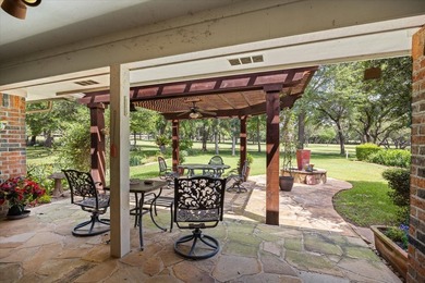 This stunning four-bedroom, three-bathroom home is a perfect - photo 28