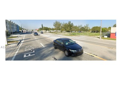 MOTIVATED SELLER!!! 21,780 SF site that encompasses a 2,840 ASF - photo 3