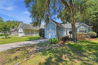 Welcome to Wilmington Island living! This well-maintained - photo 3