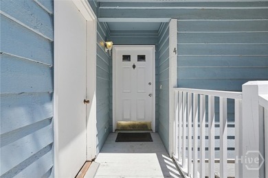 Welcome to Wilmington Island living! This well-maintained - photo 6