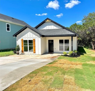 Lake Home For Sale in Granbury, Texas