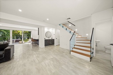 Experience Miami Beach from this remodeled home located few - photo 18