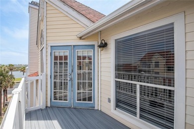 Charming and super clean 1-bedroom, 3rd-floor condo at Beach - photo 22