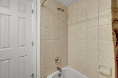 Beautiful 3 bedroom 2 bath furnished ''Catamaran I '' condo at - photo 27