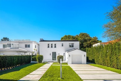 Experience Miami Beach from this remodeled home located few - photo 32