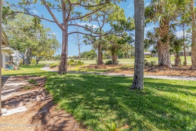 Enjoy views of the 16th & 17th holes of the exclusive Suntree - photo 33