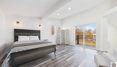 Spectacular views. Prime marina location. Investor-ready - photo 34