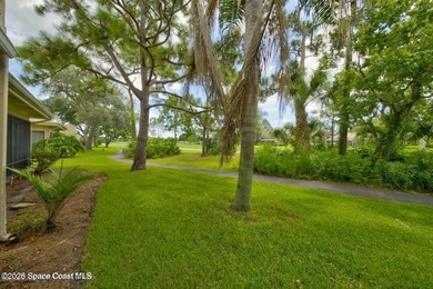 Enjoy views of the 16th & 17th holes of the exclusive Suntree - photo 36