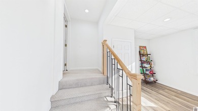 Spectacular views. Prime marina location. Investor-ready - photo 38