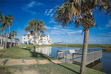 Charming and super clean 1-bedroom, 3rd-floor condo at Beach - photo 39