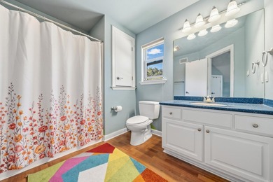 Extensive updates throughout: new lighting, granite countertops - photo 42