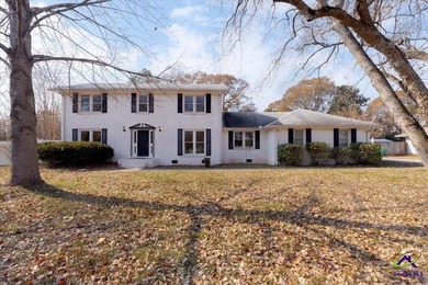 Leisure Lake Home For Sale in Warner Robins Georgia