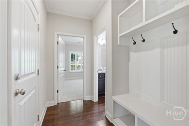 Welcome to the courtyard at Rowan Oak, a luxury gated community - photo 7