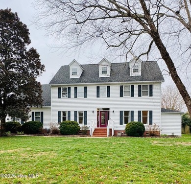 Pasquotank River Home For Sale in Elizabeth City North Carolina