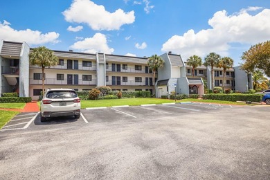 Beautiful 1-bedroom condo featuring updated flooring and a - photo 15