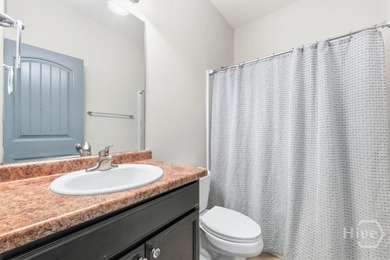 SPACE, LUXURY, AND FUNCTIONALITY converge in this pristine - photo 7