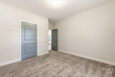 SPACE, LUXURY, AND FUNCTIONALITY converge in this pristine - photo 8