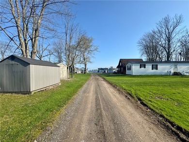 Opportunity awaits with this charming 2-bedroom, 1-bath home - photo 19