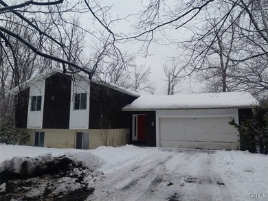 Oneida River Home For Sale in Pennellville New York