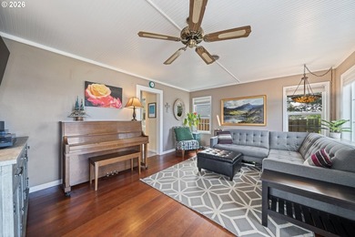 Coastal Charm in the Heart of Rockaway Beach! Welcome to your - photo 4