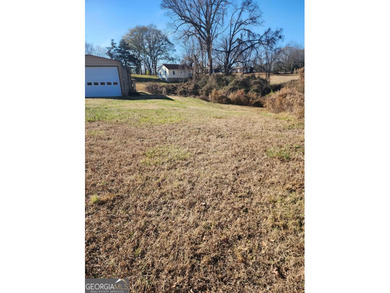 Lake Lanier Lot Sale Pending in Oakwood Georgia