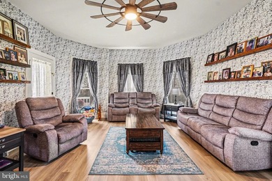 Iconic Victorian Farmhouse Estate on Nearly 5 Acres Welcome to - photo 3
