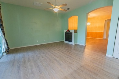 Beautiful 4/3/2 Key West style home in the gated Magnolia Lakes - photo 11