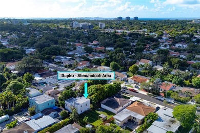 Rare investment opportunity in Shenandoah! Two-story duplex on a - photo 2