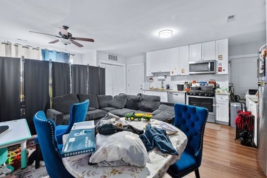 Beautiful East Rogers Park Brick 6 Unit investment opportunity - photo 23