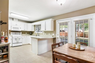 Solid 3-bedroom, 2-bath home in the established Georgetown - photo 7
