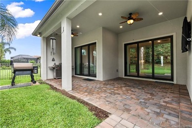 Exceptional quality and designer finishes define this stunning - photo 38