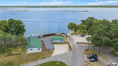 Recently revamped and situated on approximately half an acre - photo 42