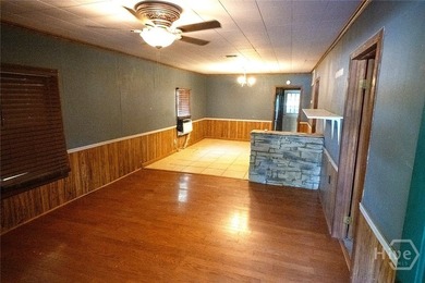 Investor Special in Garden City! This 2-bedroom, 1-bath home - photo 6