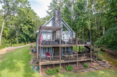 Lake Home For Sale in Eatonton, Georgia