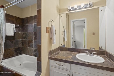 Come Check out this wonderful home in the secluded neighborhood - photo 18