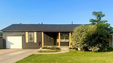 Lake Meredith Home For Sale in Fritch Texas