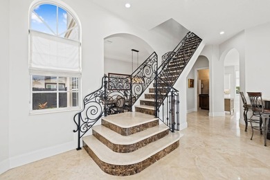 Stunning deep-water point-lot estate in exclusive Harbor Village - photo 12