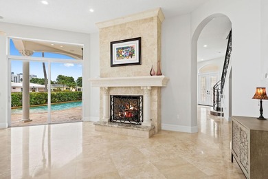 Stunning deep-water point-lot estate in exclusive Harbor Village - photo 18