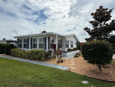 THIS HOME IS ON LEASED LAND WITH AN APPROXIMATE MONTHLY LOT - photo 22