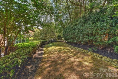 Welcome home to this pristine, one-owner full brick residence - photo 43