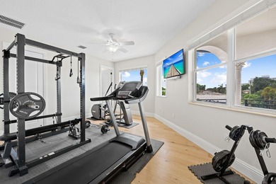 Stunning deep-water point-lot estate in exclusive Harbor Village - photo 48