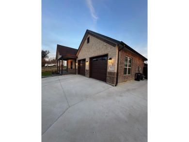 Lake Worth Home For Sale in Lakeside Texas