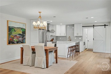 Rare opportunity to own a completely updated, designer-style - photo 10