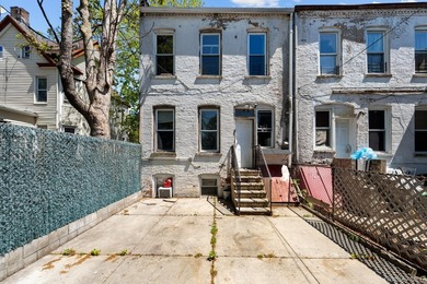 Opportunity Knocks! 60 Richmond Street is a 20x56 semi detached - photo 12