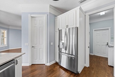 Motivated seller, bring all offers. Welcome to this beautifully - photo 13